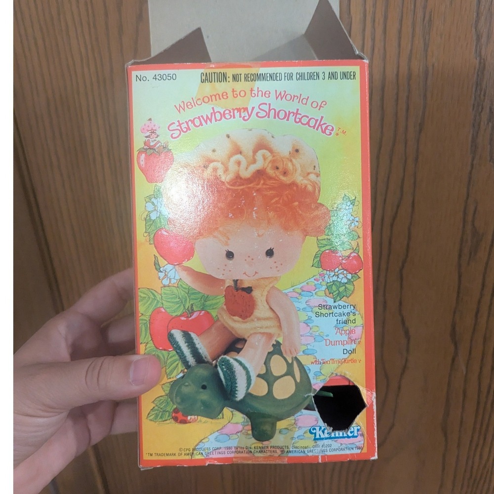 Vintage 1980 Strawberry Shortcake Apple Dumplin Doll w/ Box & Comb Kenner - Picture 12 of 16